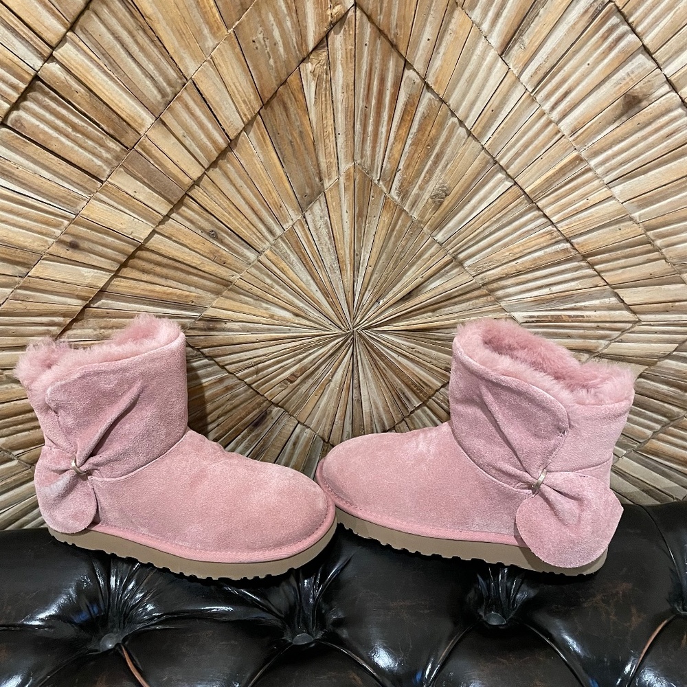Ugg  Classic Pink Mini Twist  Sz. 7